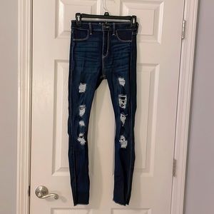 Hollister jeans with rips